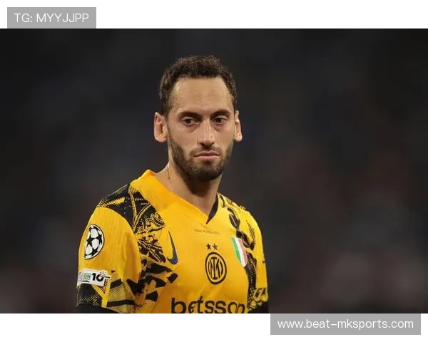 加拉塔萨雷定位球战术奏效，关键进球助力球队稳步前行